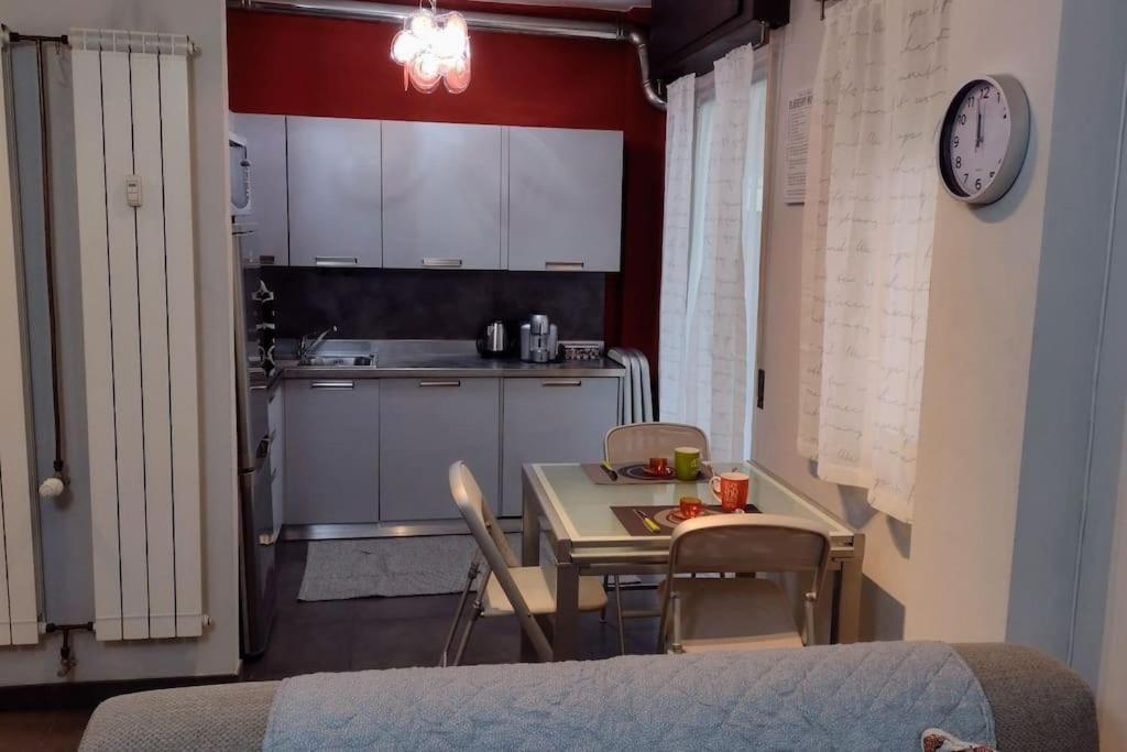 Appartamento Mama Monolocale Terrazzo Vista Mare Вентімілья Екстер'єр фото